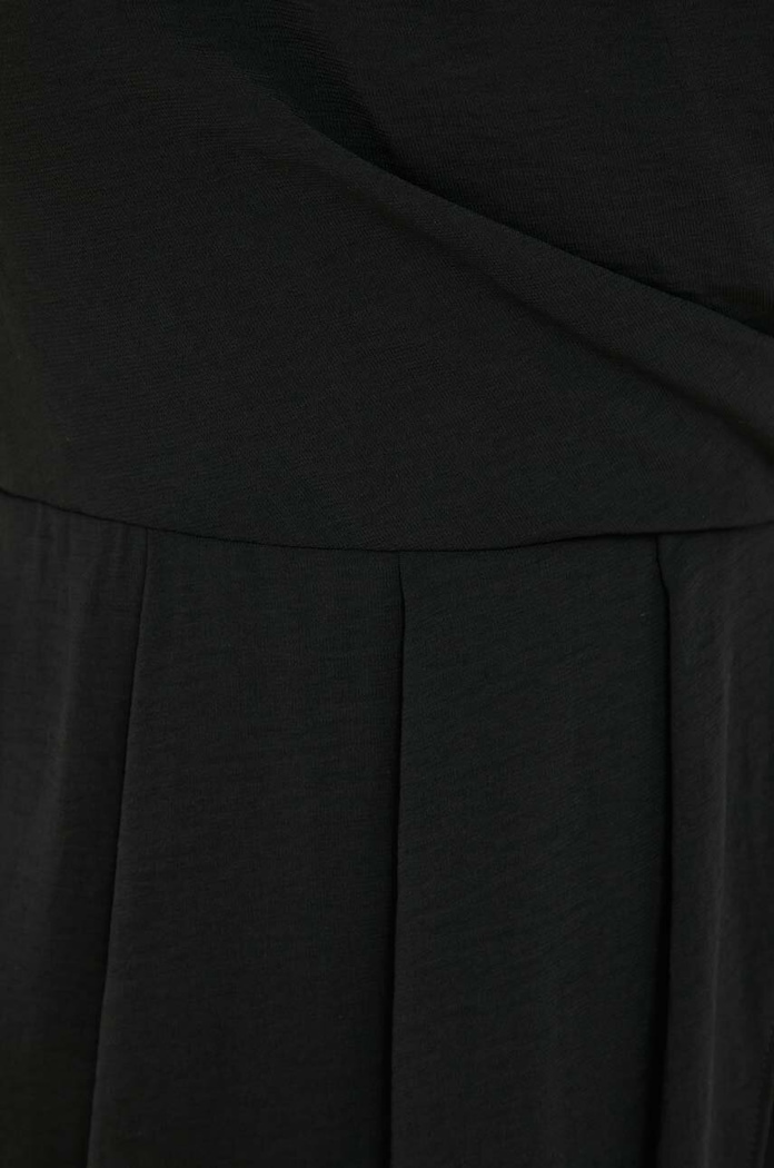Sisley rochie 4LTHLV049.100 negru
