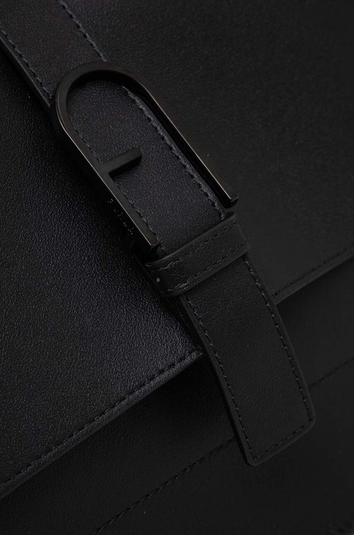 Δερμάτινη τσάντα Furla Flow L μαύρο WB01040.BX2045.O6000