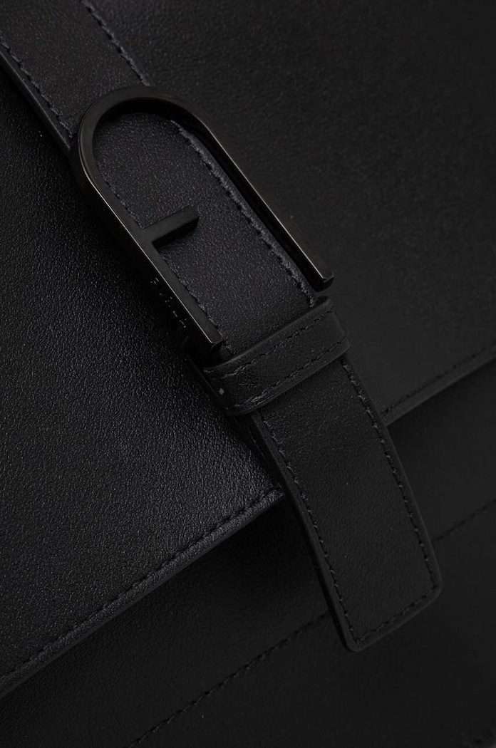 Δερμάτινη τσάντα Furla Flow L μαύρο WB01040.BX2045.O6000