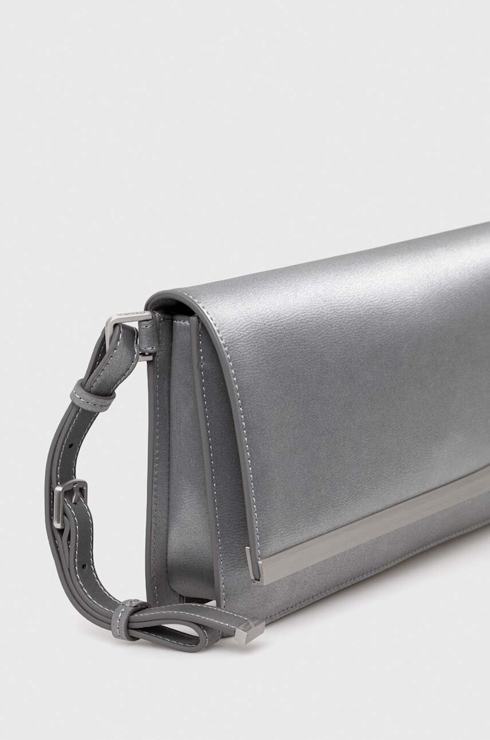 Calvin Klein kopertówka K60K611309 srebrny AW23