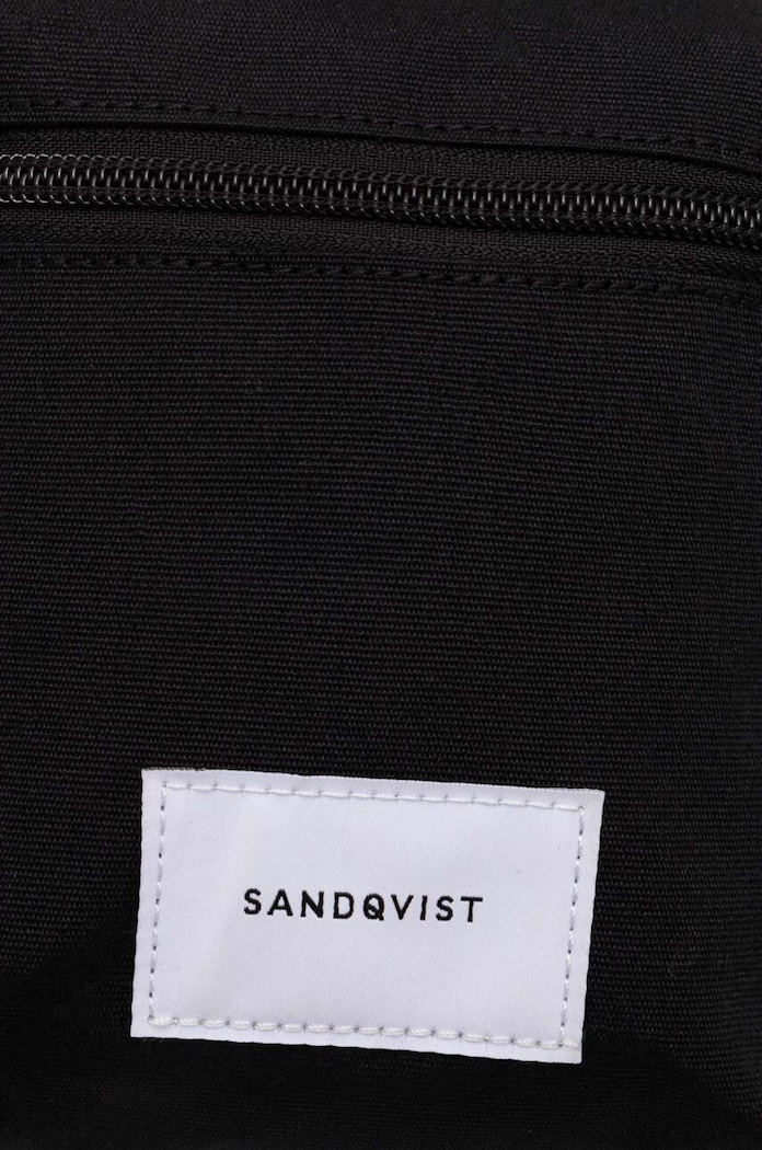 Malá taška Sandqvist Sixten Vegan čierna SQA2270