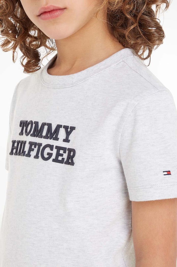 Detské bavlnené tričko Tommy Hilfiger KB0KB08555.128.176.9BYX sivá