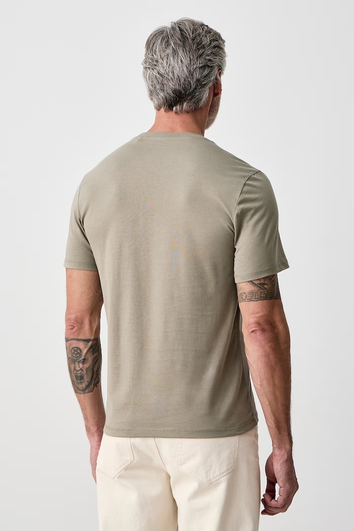 Guess T-shirt męski bawełniany AIDY M2YI72.I3Z14 zielony SS26