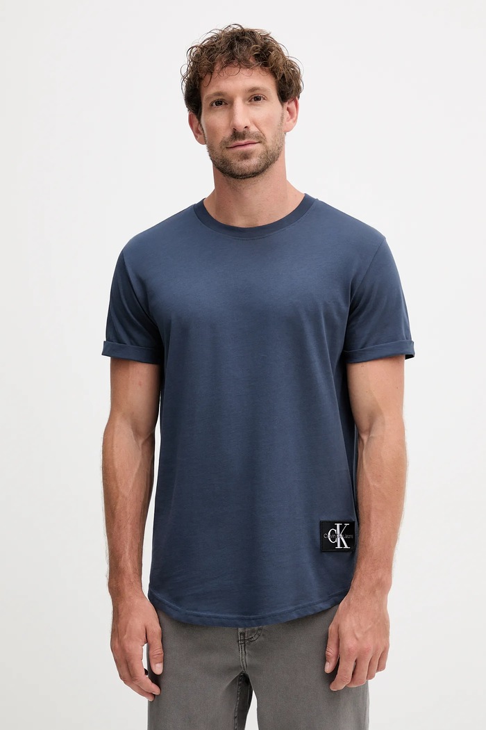 Bavlněné tričko Calvin Klein Jeans nášivka námořnická modř J30J323482