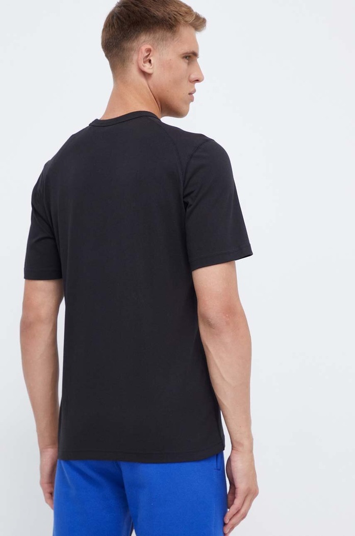 Βαμβακερό μπλουζάκι adidas Originals ADV VOLCANO IL5183 μαύρο AW23