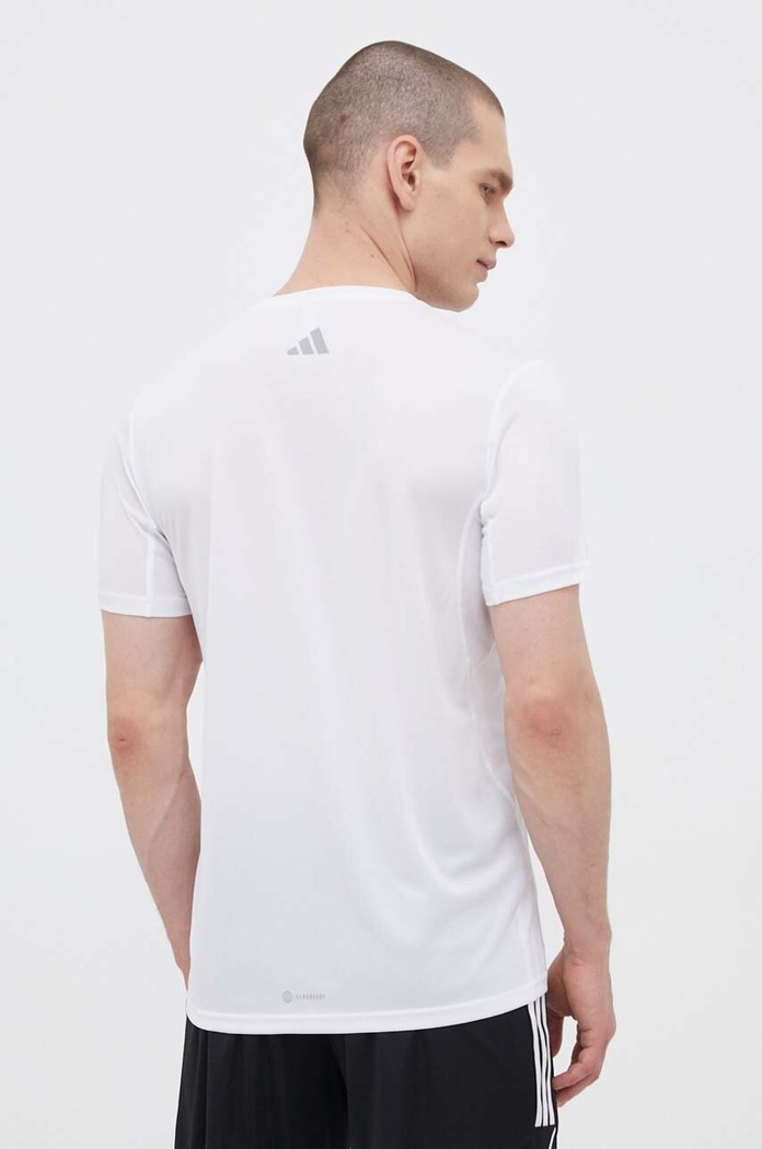 Oblačila Kratka majica za tek adidas Performance Run Icons HR3244 bela
