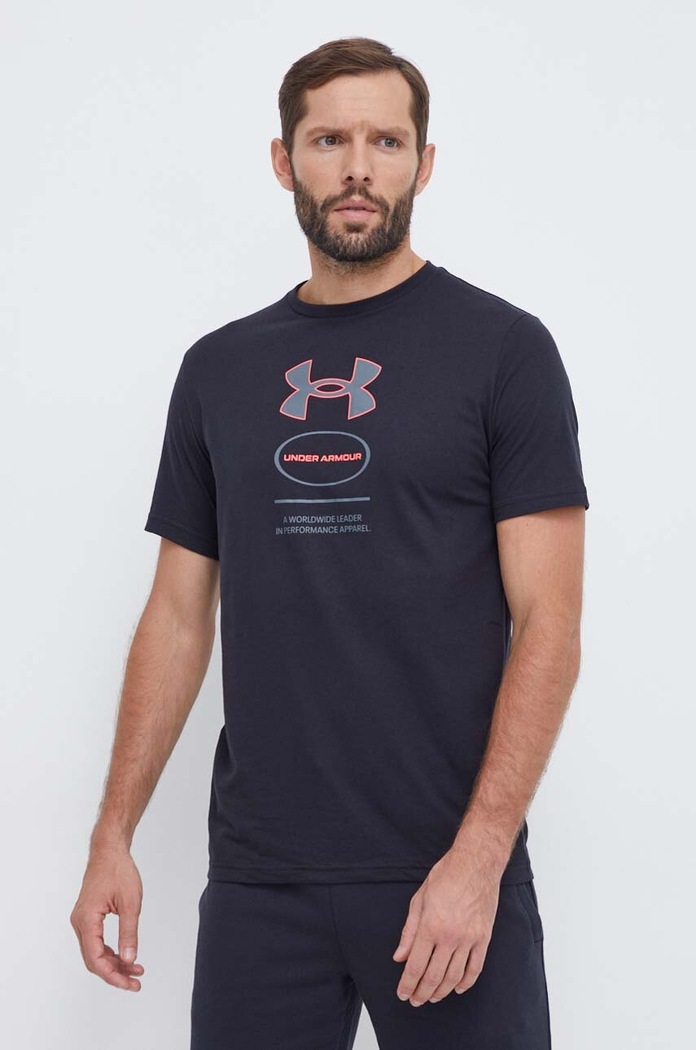 Tričko Under Armour relaxed čierna 1380957