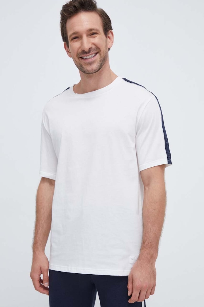 Bavlnené tričko Tommy Hilfiger jednofarebný béžová UM0UM03005