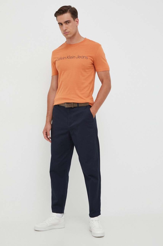 Bavlněné tričko Calvin Klein Jeans J30J322344 oranžová SS24