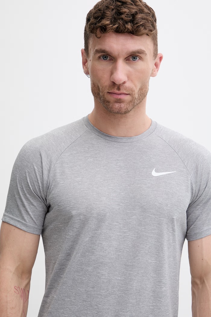 Oblačila Nike kopalna majica moška NESSA589 siva