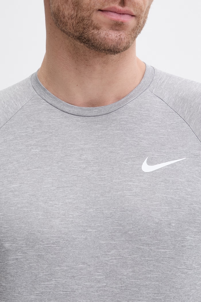 Nike kopalna majica moška siva NESSA589
