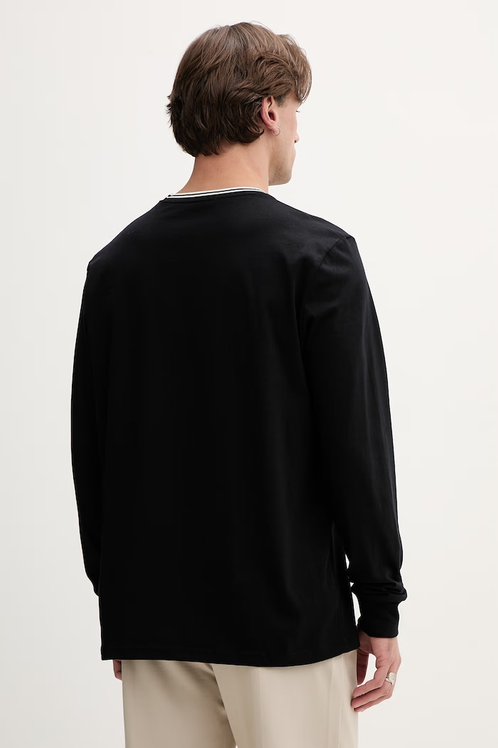 Ruházat Fred Perry pamut hosszúujjú M9602.102 fekete