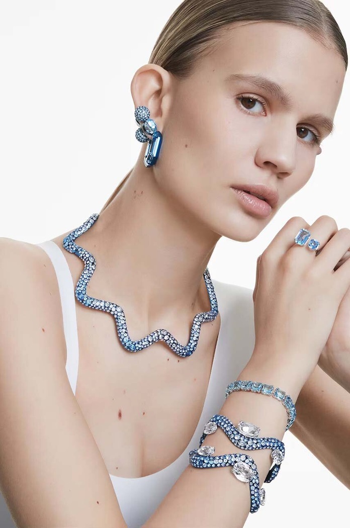 Swarovski pierścionek MILLENIA 5694141 niebieski