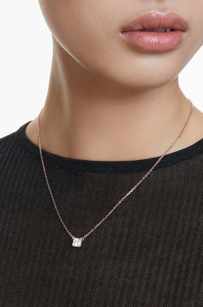 Ogrlica Swarovski STILLA 5701904 zlatna AW24