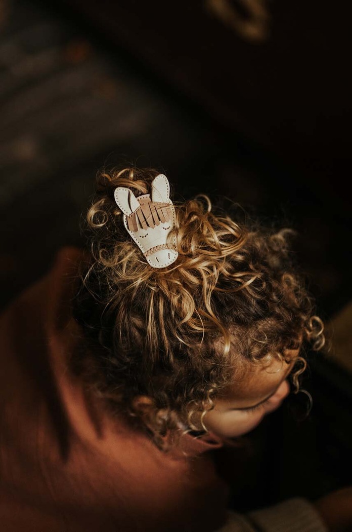Dětská sponka Donsje Josy Special Hairclip Horse béžová 6109229.