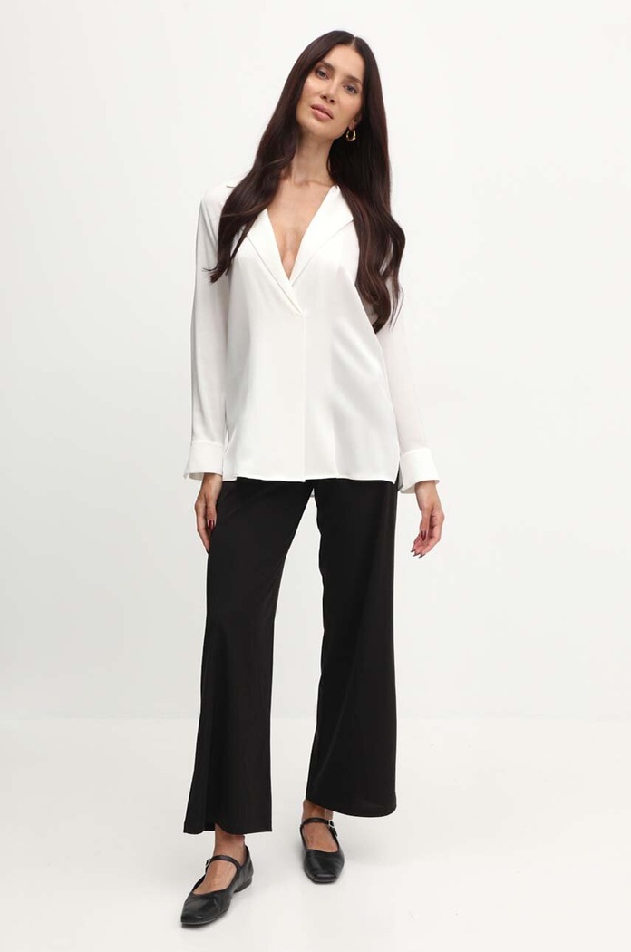 Hedvábná halenka BOSS 50518434 béžová AW24
