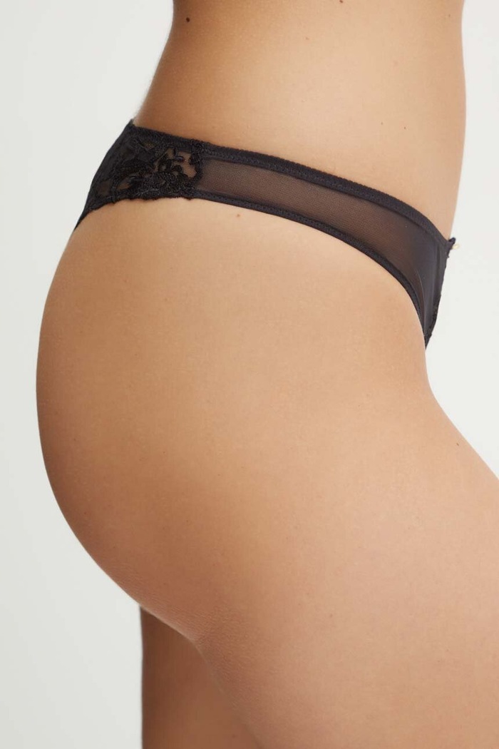 Chantelle brazil bugyi C13YG0 fekete AW24