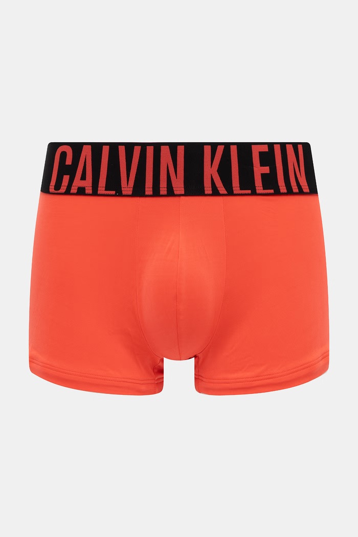 Calvin Klein Underwear priliehavé boxerky pánske 3-pak 000NB3611A červená SS26
