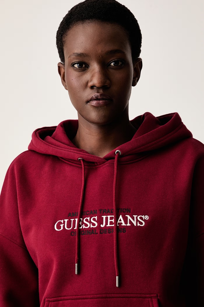 Guess Jeans bluza z kapturem damska z bawełną bordowy W4YQ15.KC811