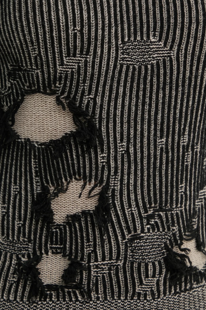 MM6 Maison Margiela reversible wool sweater S62HL0026.M13076 black