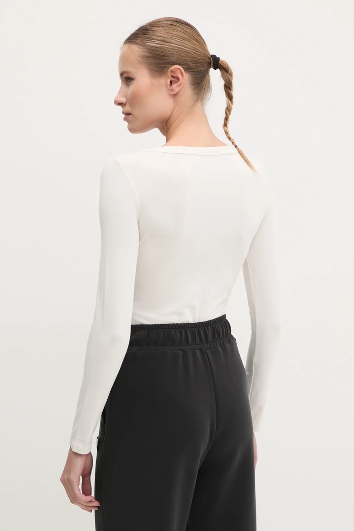 Odzież Guess body damskie bawełniane z elastanem COLETTE V4YP07.J1314 beżowy