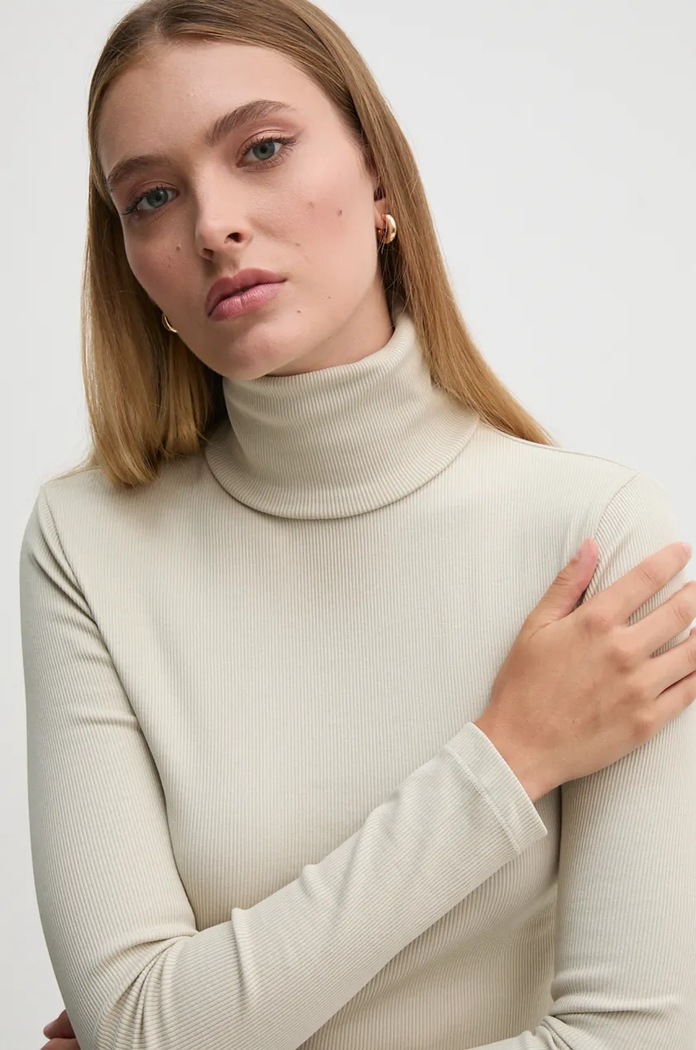 Tričko Calvin Klein Jeans zelená J20J224196