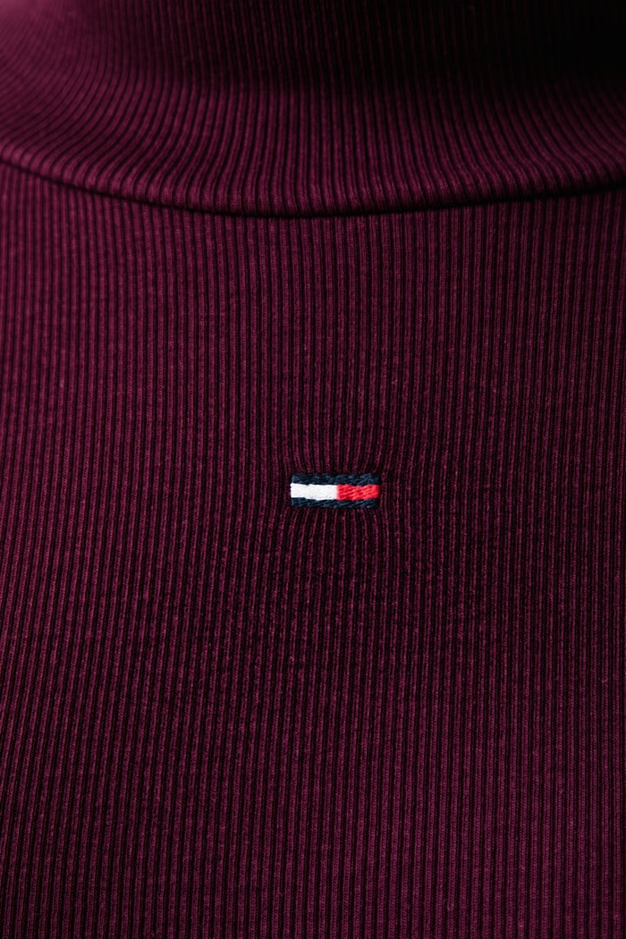 Longsleeve damski bawełniany Tommy Jeans bordowy DW0DW19830