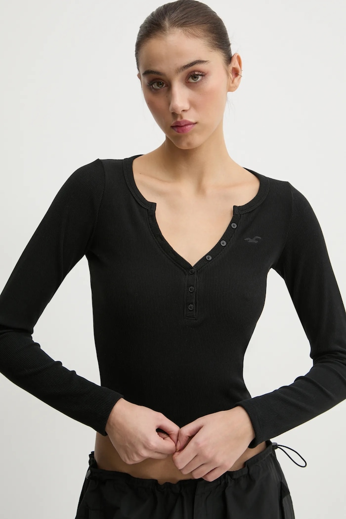 Tričko s dlouhým rukávem Hollister Co. slim černá KI339.3684.900