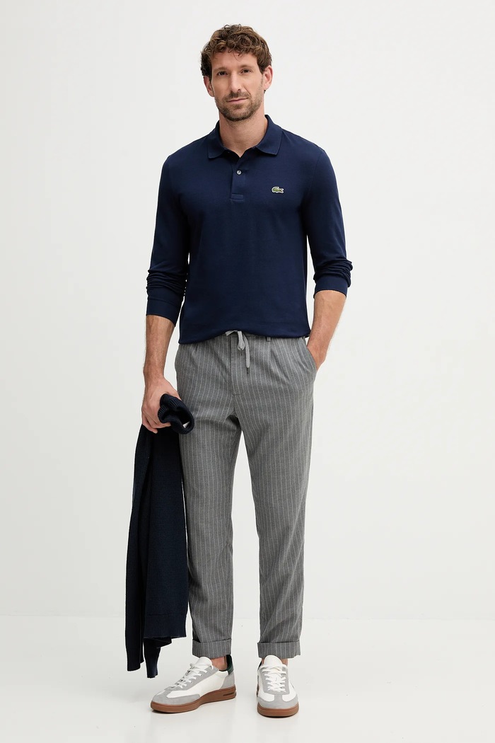 Bavlnené tričko s dlhým rukávom Lacoste PH4013 tmavomodrá AW25