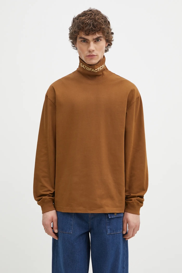 PLEASURES cotton longsleeve top Satisfaction Turtleneck relaxed brown P24W026
