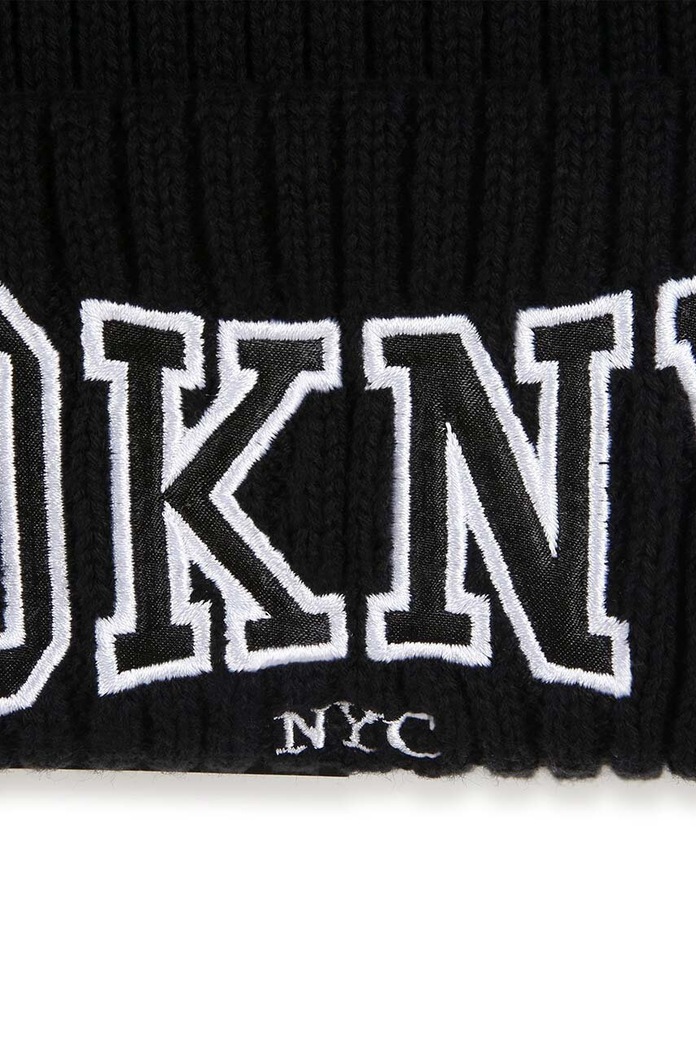 Chłopiec Dkny czapka dziecięca D62069. czarny