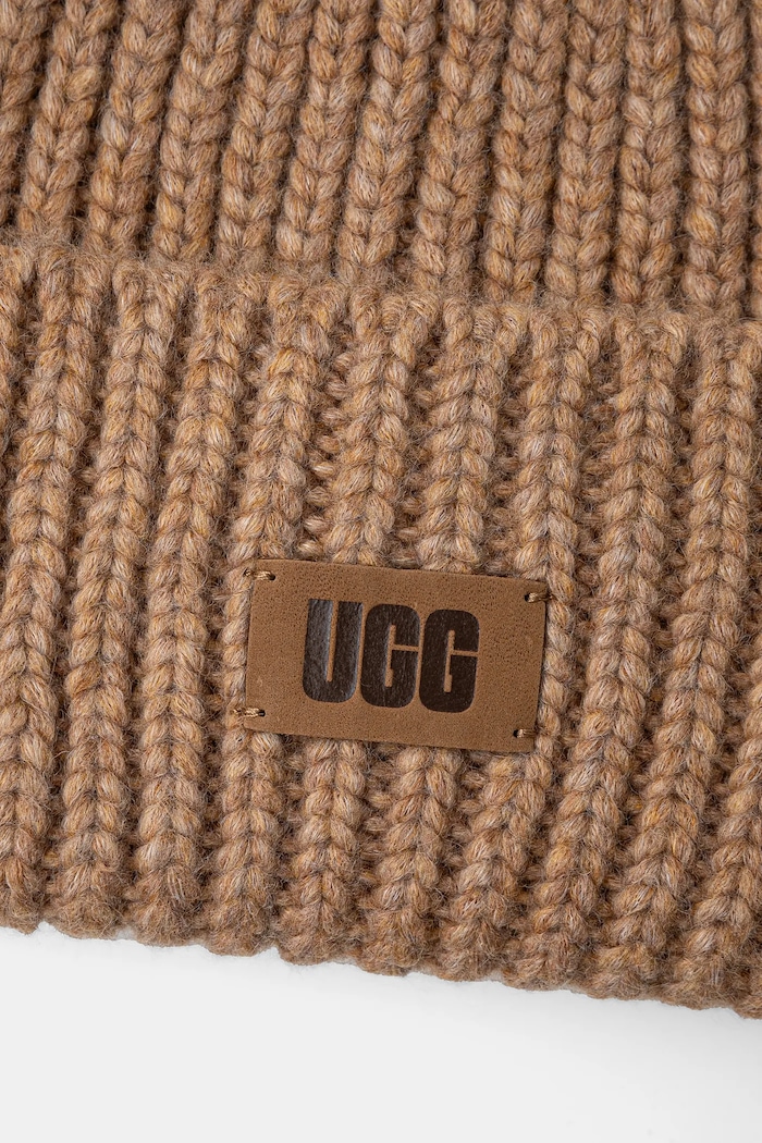 CHLAPEC UGG Čepice z vlněné směsi UGG CHUNKY RIB BEANIE 21687. hnědá