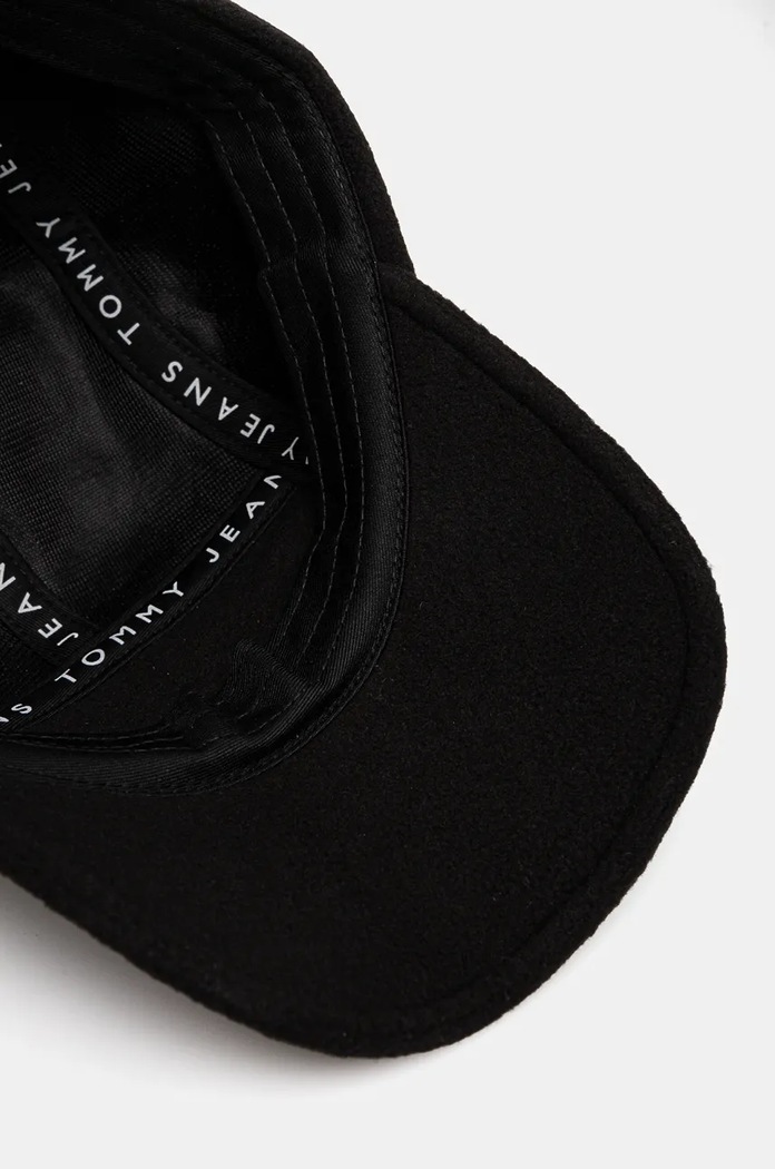 Šiltovka Tommy Jeans čierna AM0AM12660