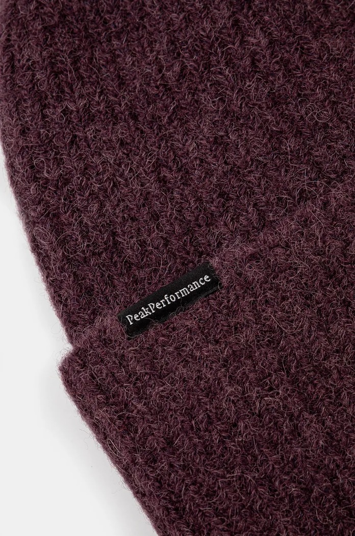 Čepice s příměsí vlny Peak Performance Woolblend Hat G80628 fialová AW25