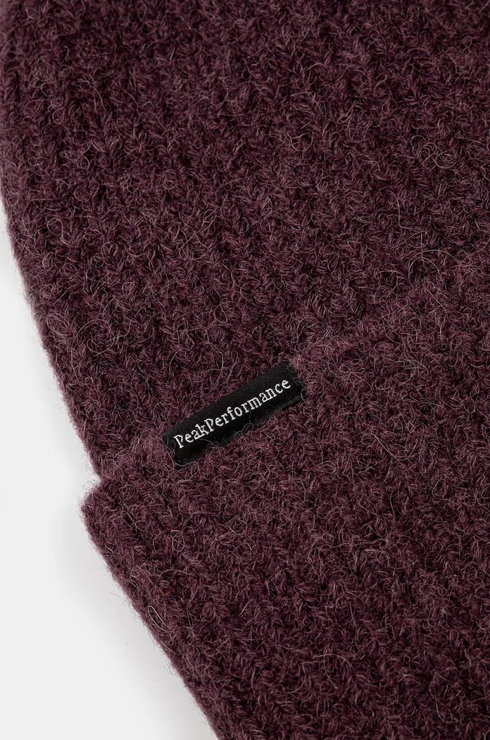 Čepice s příměsí vlny Peak Performance Woolblend Hat G80628 fialová AW25