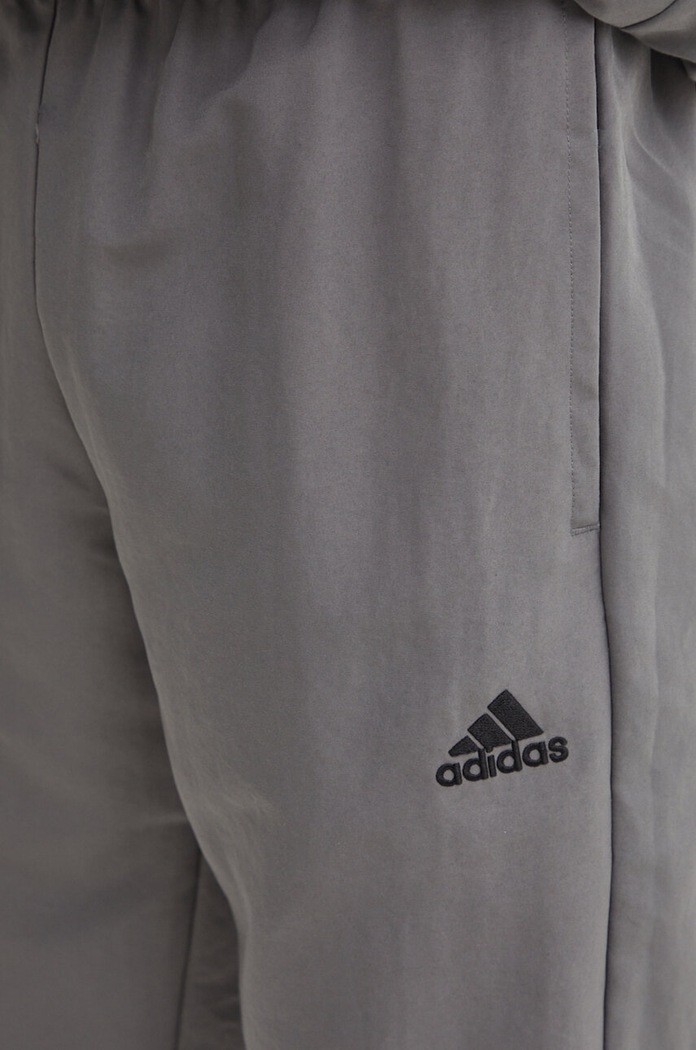Tepláková súprava adidas IY6667