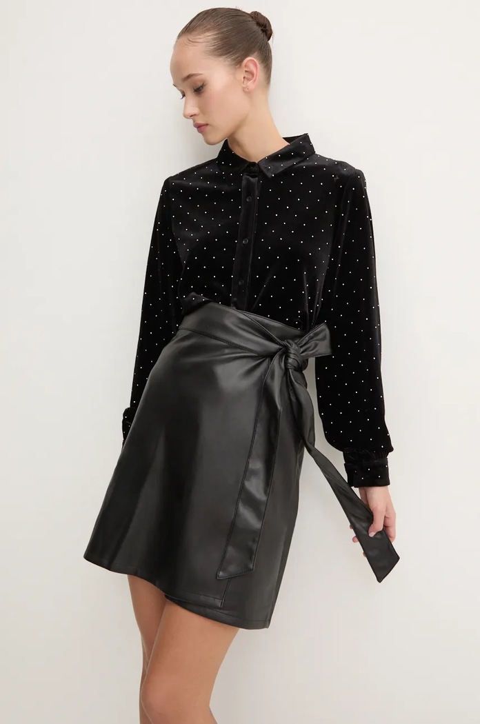 Never Fully Dressed Koszula welurowa Cristi Shirt czarny NFDTO1433