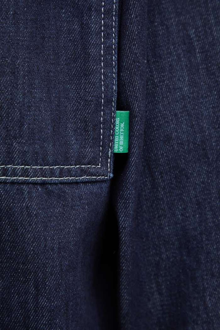 Дънкова риза United Colors of Benetton 5SAWUQ051 тъмносин AW24