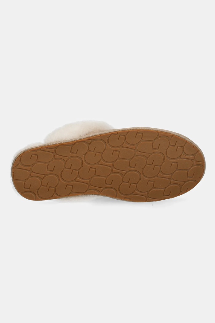 Semišové papuče UGG Scuffette II 1106872.SAN béžová