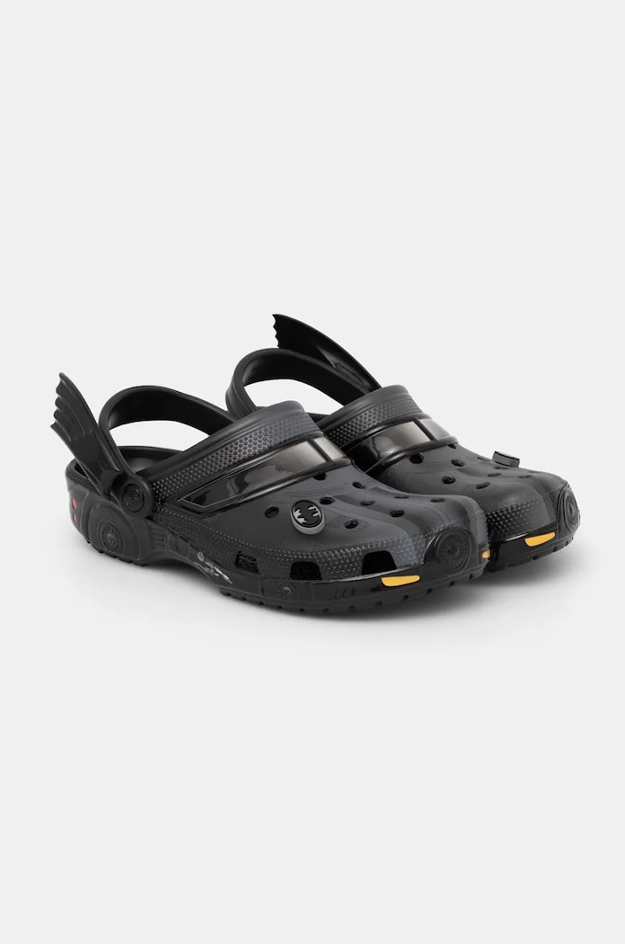 Παντόφλες Crocs Classic Batman Batmobile Clog μαύρο 210219.001