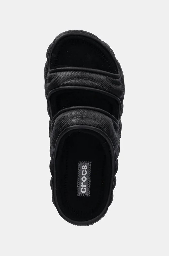 Crocs sliders Classic Cozzy Overpuff Sandal black 210074.001