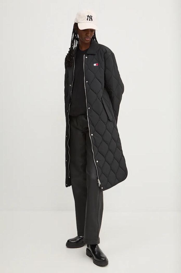 Μπουφάν Tommy Jeans άλλο μαύρο DW0DW18840