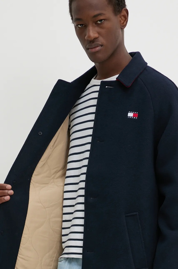 Kabát s příměsí vlny Tommy Jeans DM0DM20589