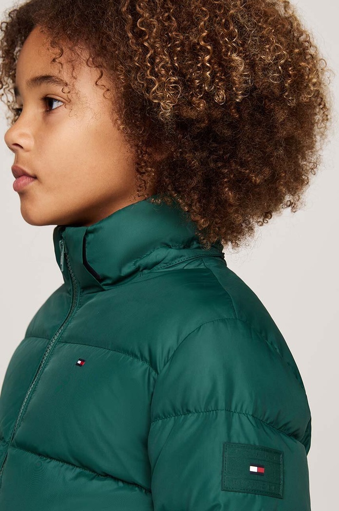 Момче Детско яке Tommy Hilfiger KB0KB08341.9BYH.98.122 зелен