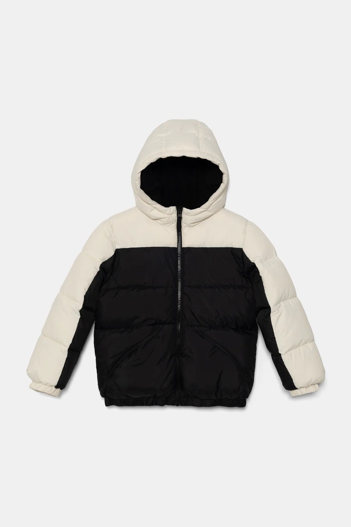 Детско яке United Colors of Benetton с изолация черен 2WU0CN05H.G.Seasonal
