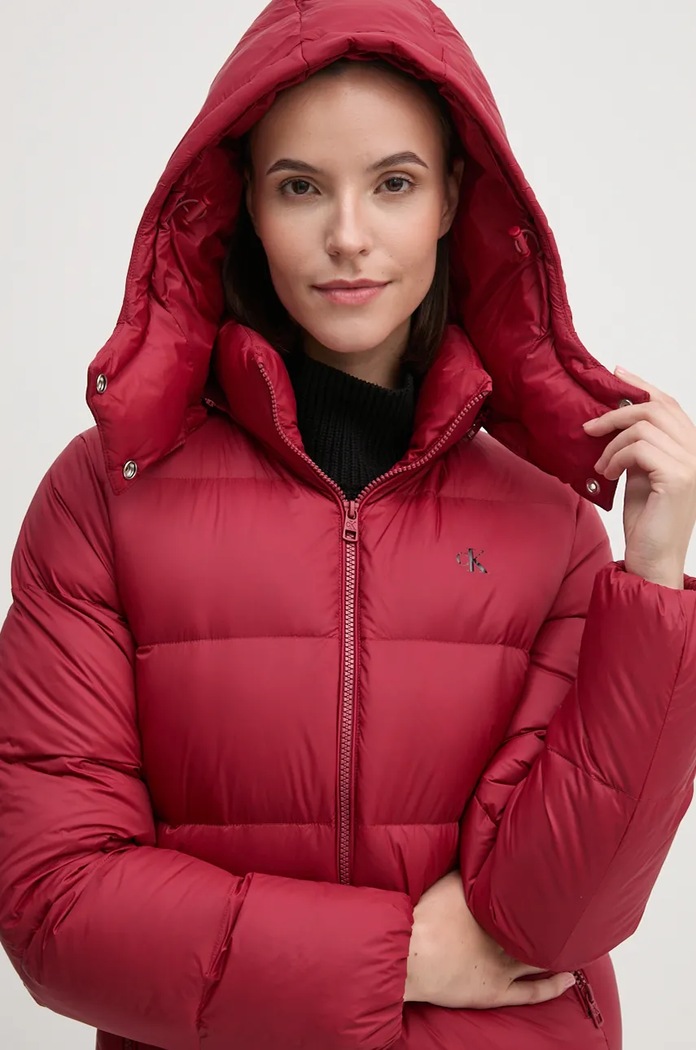 Pernata jakna Calvin Klein Jeans bordo J20J223571