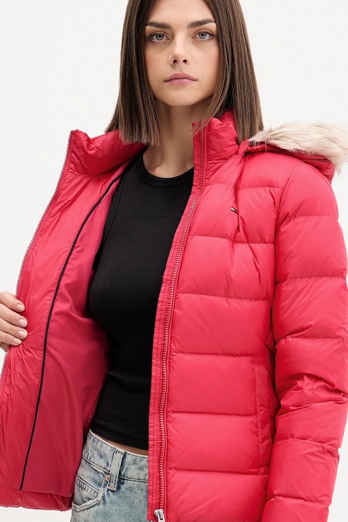Pernata jakna Tommy Jeans DW0DW18312