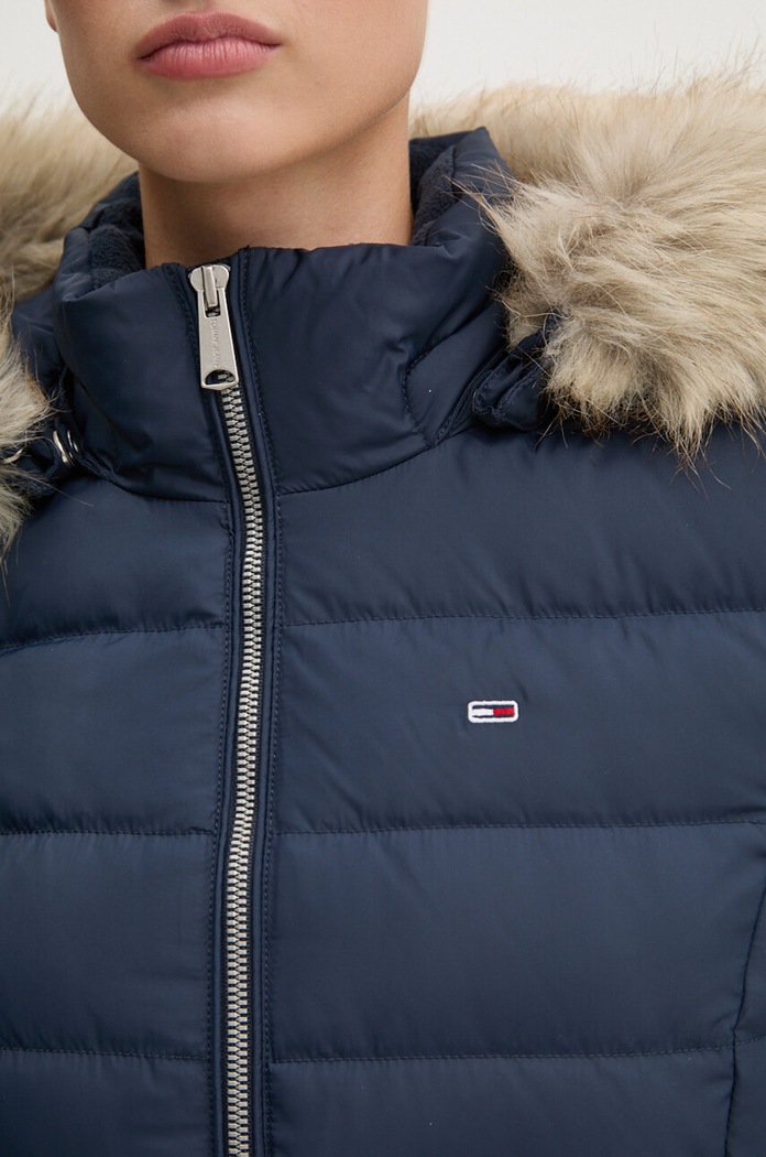 Páperová bunda Tommy Jeans DW0DW18312 tmavomodrá