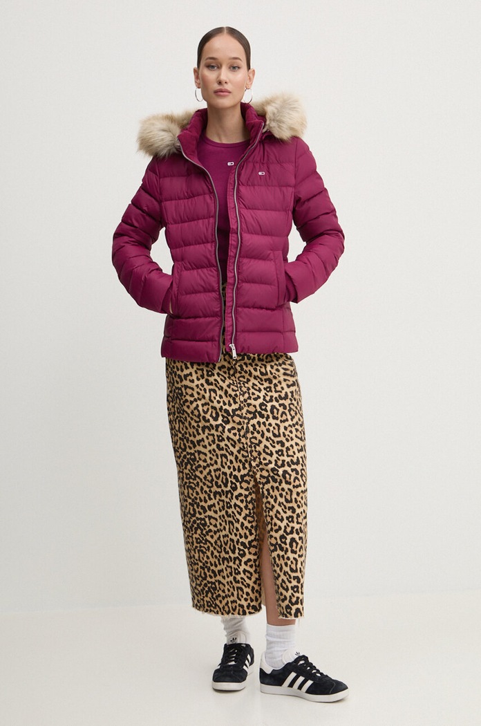 Tommy Jeans Kurtka puchowa damska DW0DW18312 bordowy AW25