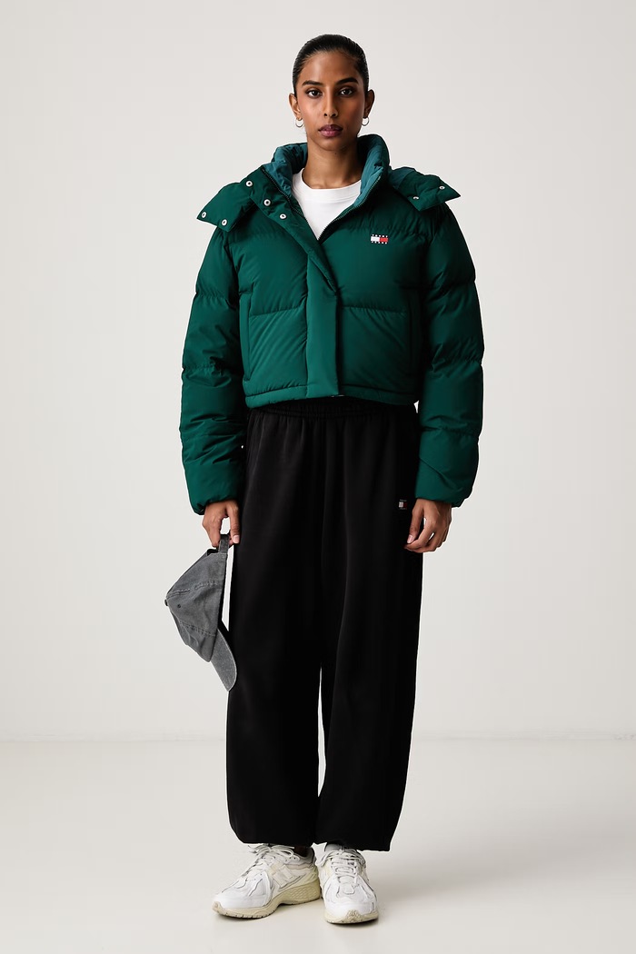 Tommy Jeans Kurtka puchowa damska DW0DW18609 zielony AW24